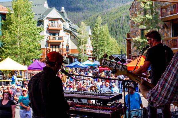 MountainTownFest ESW 081718 3 j4ngsh