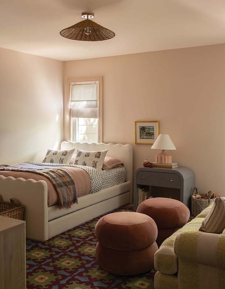 Ski Condo Redesign Is Not Afraid of Color Ski Condo Redesign Is Not Afraid of Color